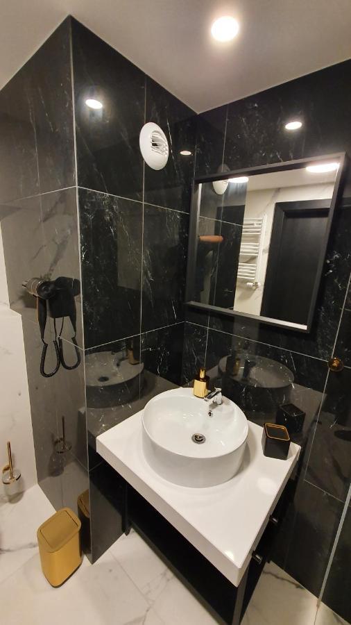 Gold Horizon Apartament Solny Resort Z Klimatyzacja I Garazem 코워브제크 외부 사진