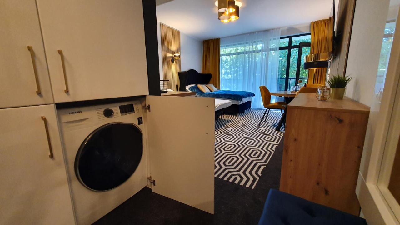 Gold Horizon Apartament Solny Resort Z Klimatyzacja I Garazem 코워브제크 외부 사진