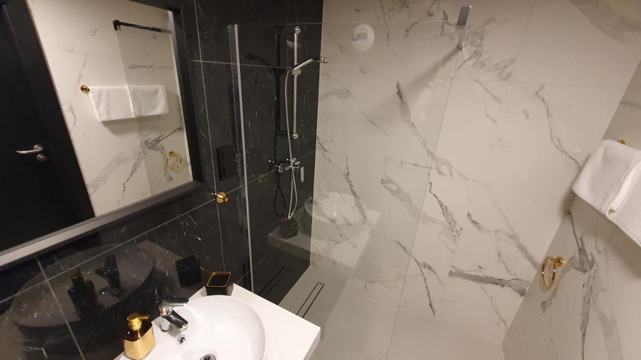 Gold Horizon Apartament Solny Resort Z Klimatyzacja I Garazem 코워브제크 외부 사진