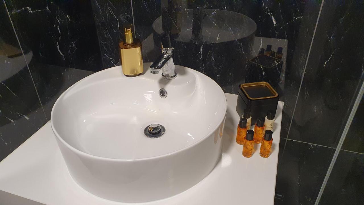 Gold Horizon Apartament Solny Resort Z Klimatyzacja I Garazem 코워브제크 외부 사진