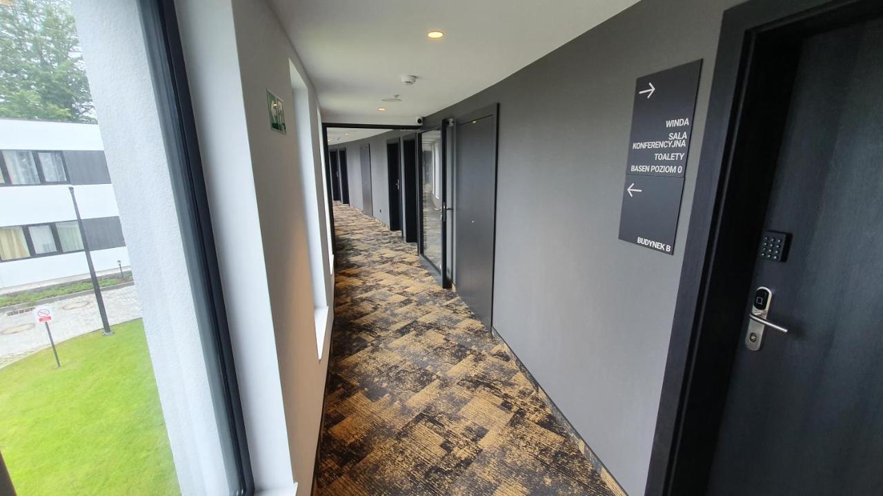 Gold Horizon Apartament Solny Resort Z Klimatyzacja I Garazem 코워브제크 외부 사진
