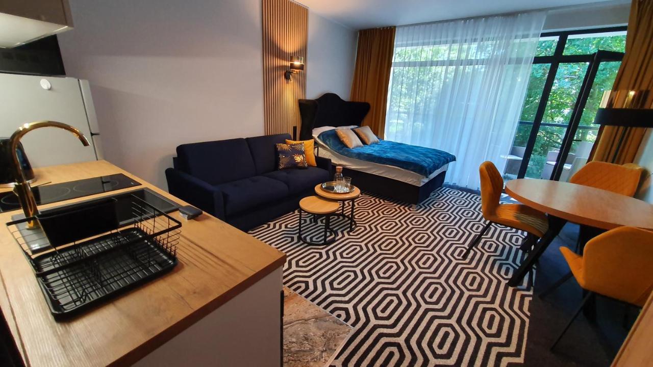 Gold Horizon Apartament Solny Resort Z Klimatyzacja I Garazem 코워브제크 외부 사진