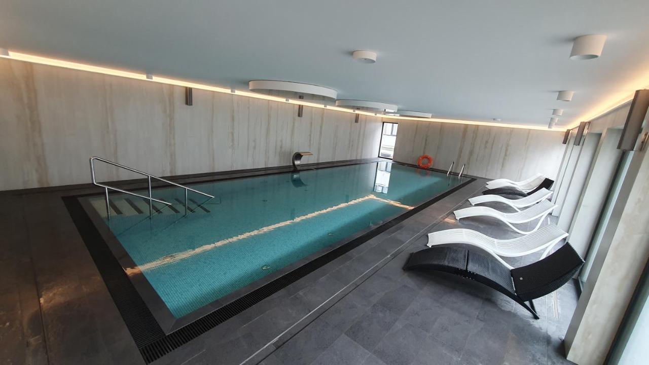 Gold Horizon Apartament Solny Resort Z Klimatyzacja I Garazem 코워브제크 외부 사진