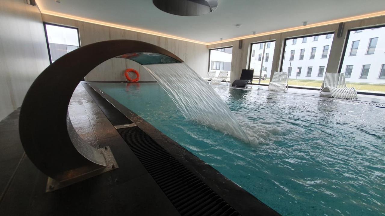 Gold Horizon Apartament Solny Resort Z Klimatyzacja I Garazem 코워브제크 외부 사진
